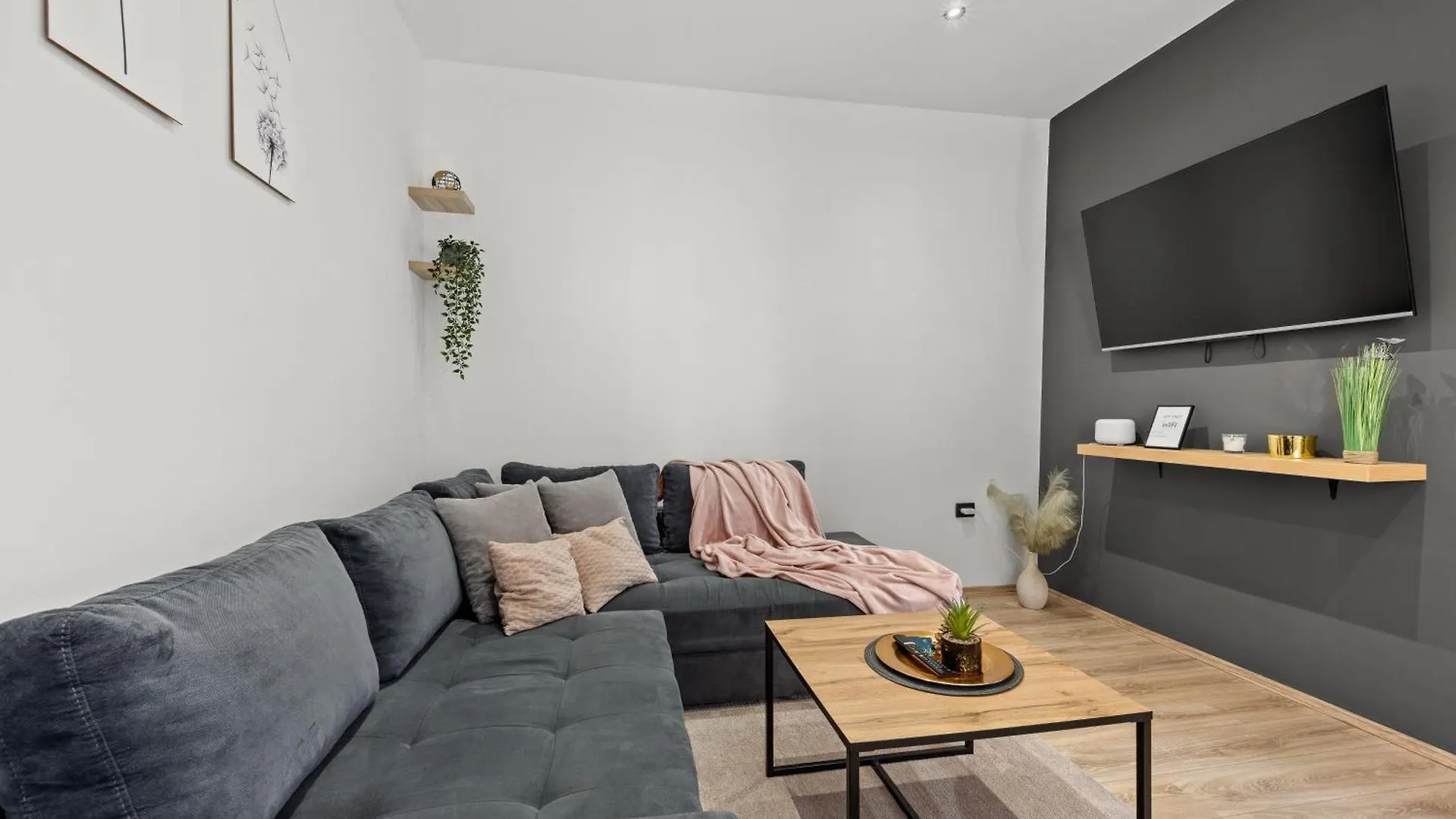 Apartment Rose بولا